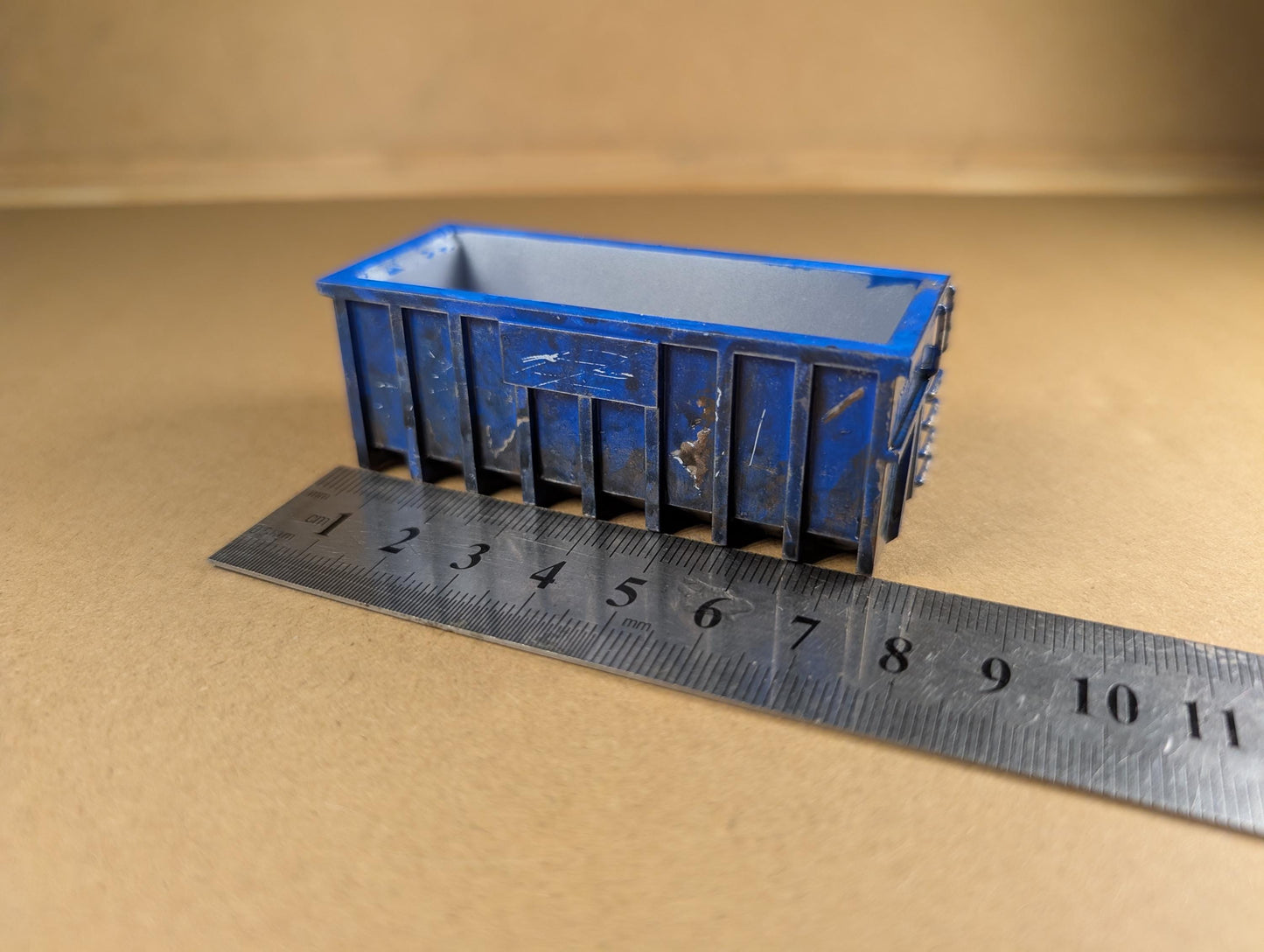 Pack of 2 Miniature UK RoRo Fortress style Skip Scenery Painted/Unpainted