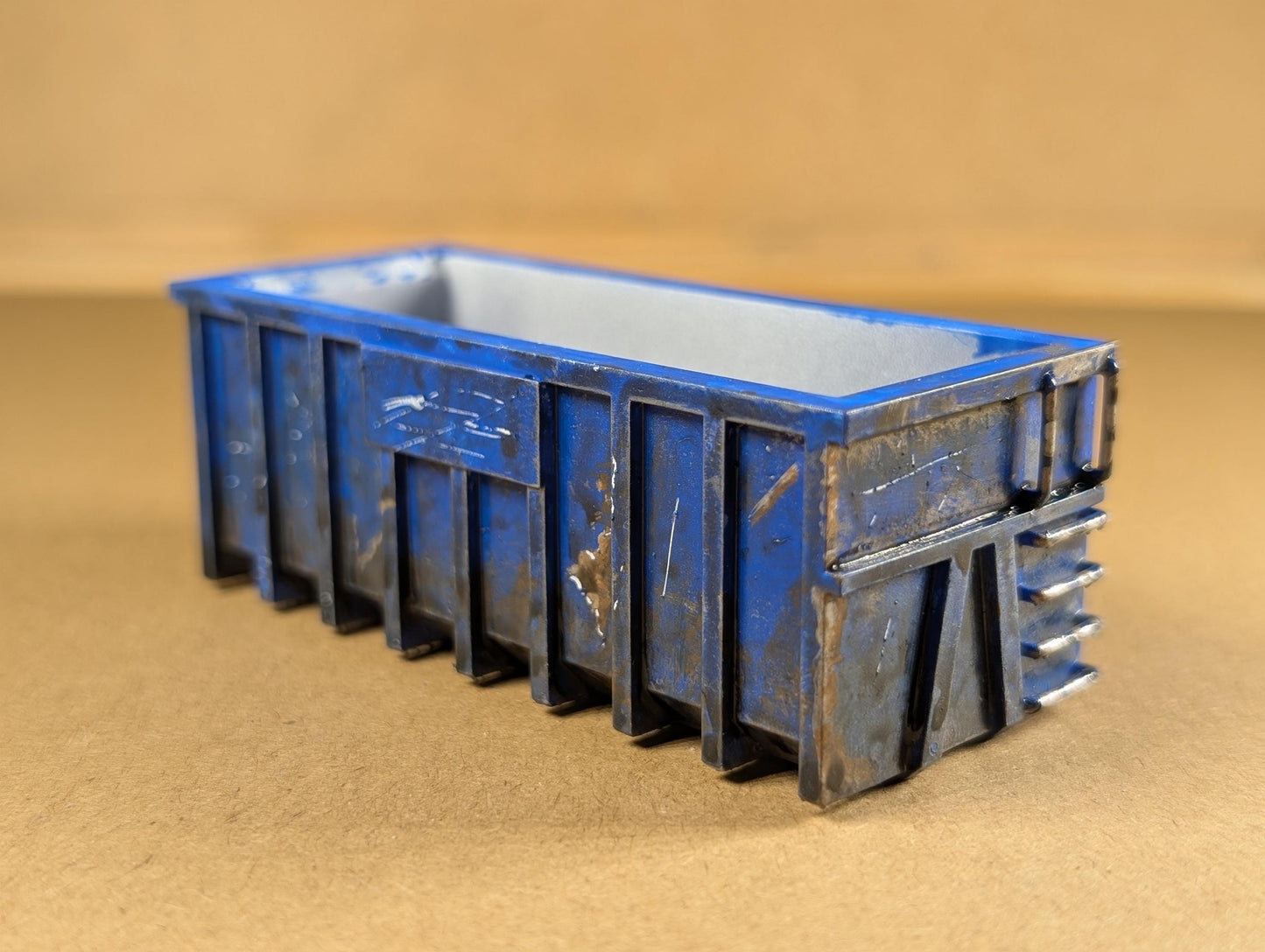 Pack of 2 Miniature UK RoRo Fortress style Skip Scenery Painted/Unpainted