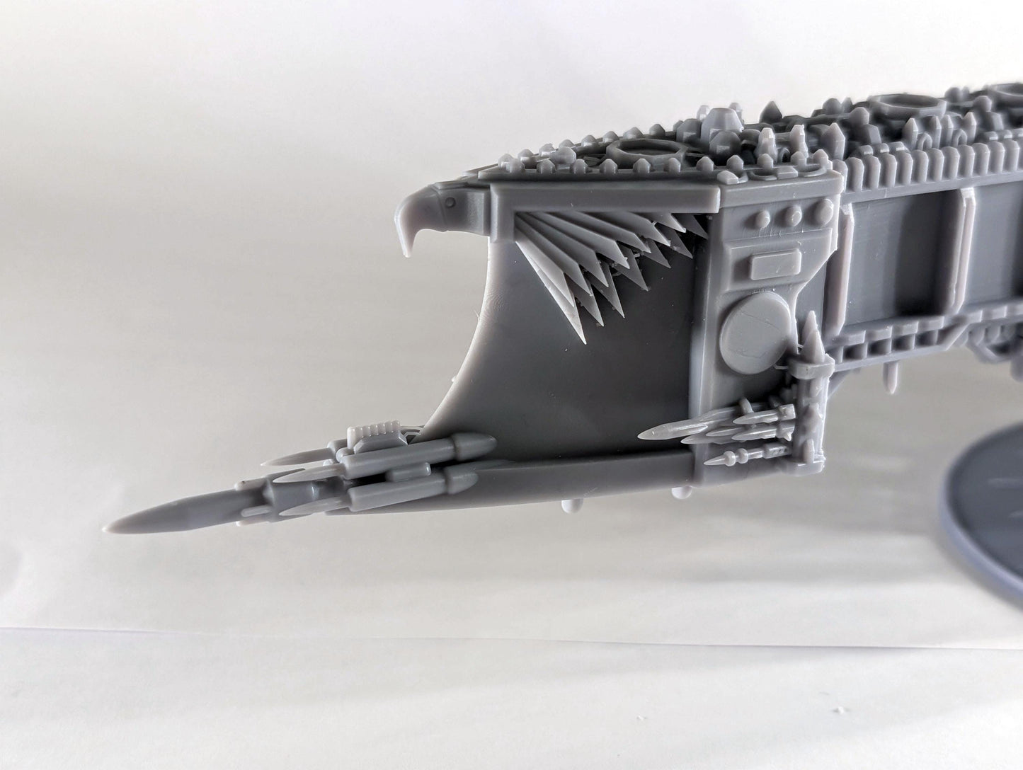 Grimdark Titanic Battleship, Standard Prow